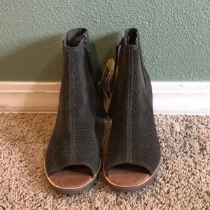 TOMS Olive Suede Majorca Peep Toe Booties